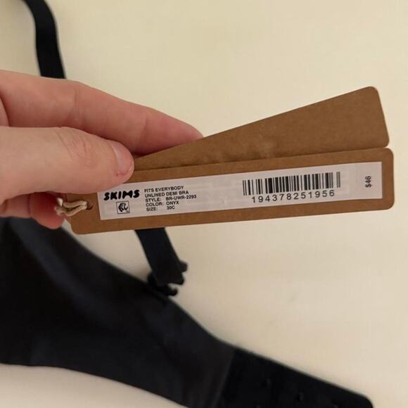 NWT Skims Unlined Demi Bra - Picture 2 of 3